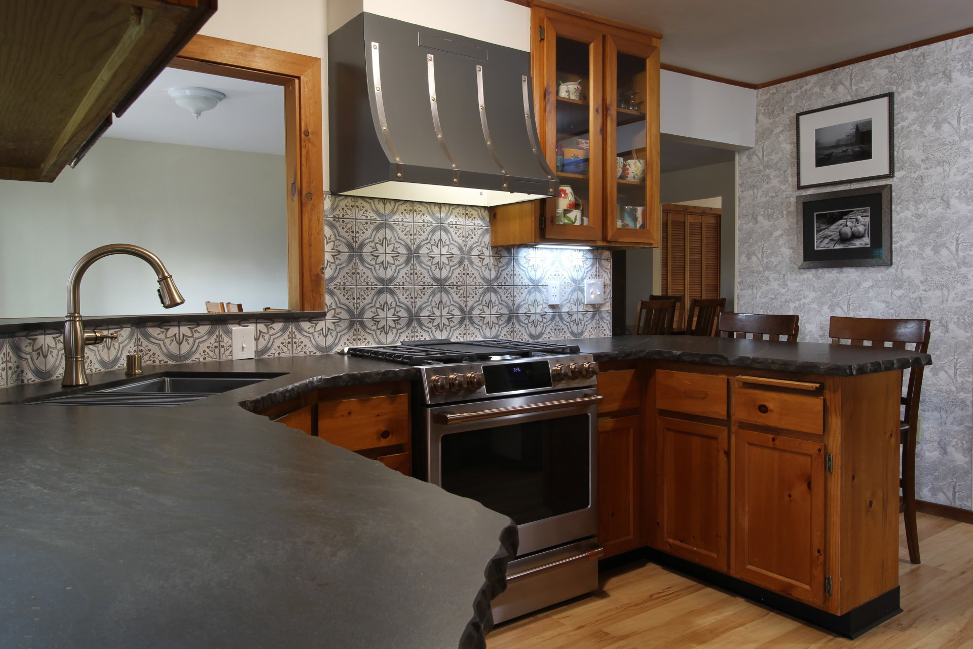Auburn Ca. Countertop Replacement Before & After
