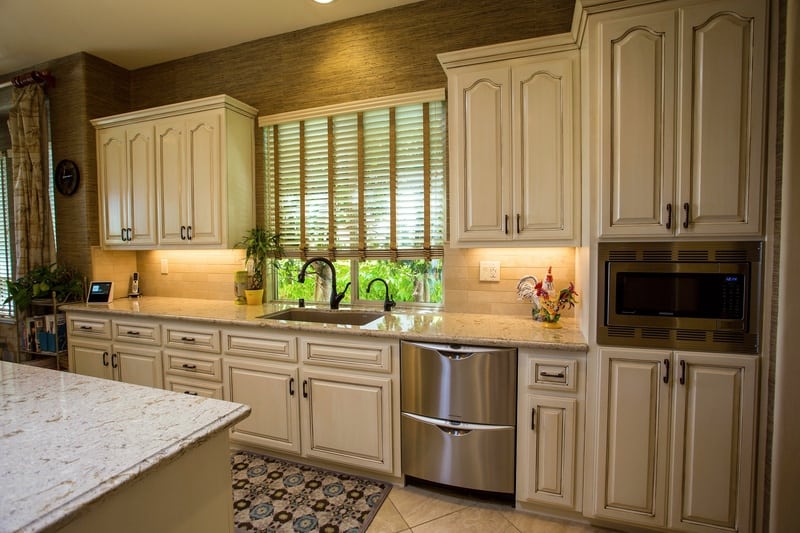 sink side and backsplash view