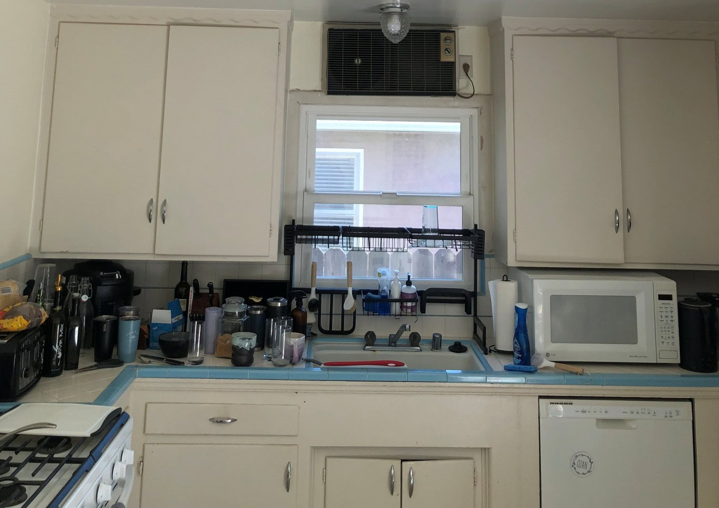 Sacramento, Ca. Kitchen Remodel Before