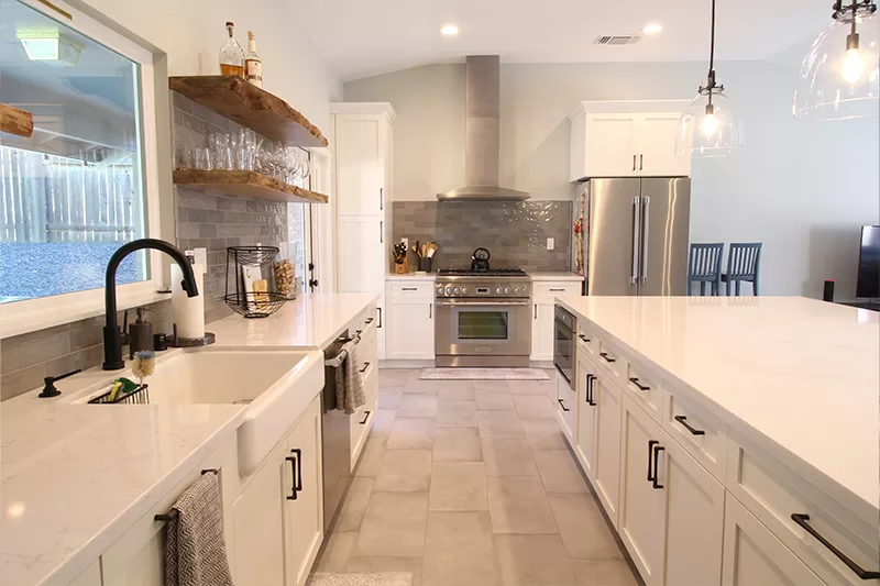 project-featured-Warm-Modern-Kitchen