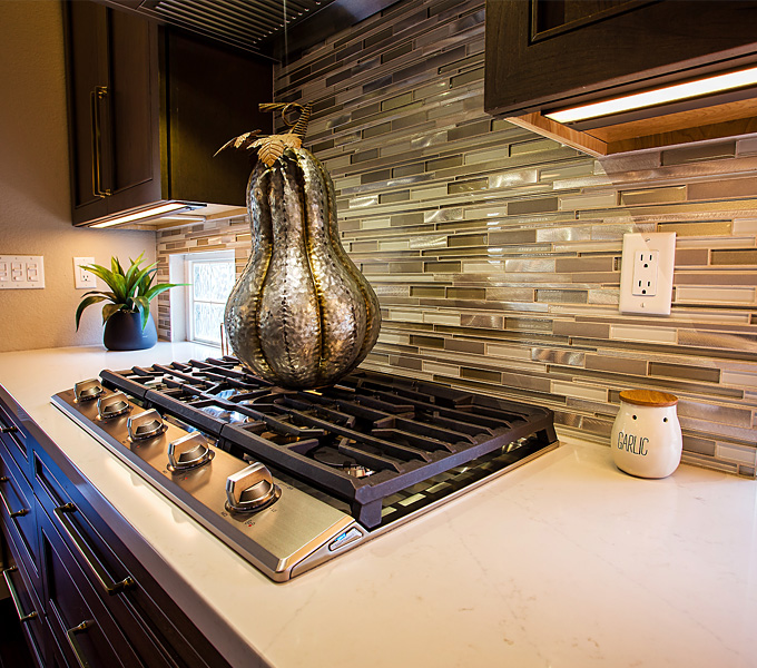 Backsplash & Tile Floors